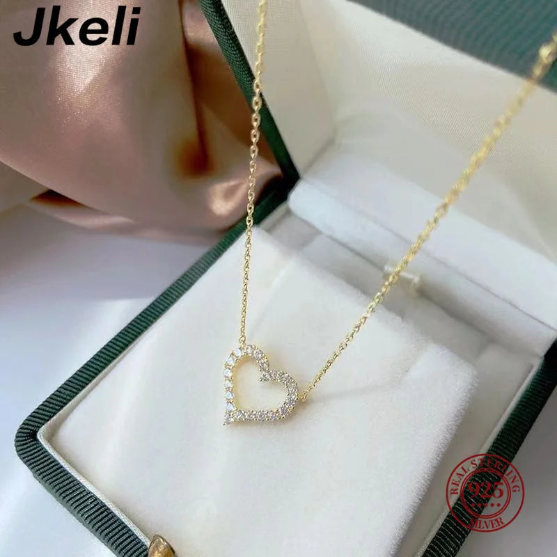 Korean Fashion Necklace for Women Heart Shaped Zircon Necklace Pendant Temperament Clavicle Chain Birthday Party Jewelry Gift