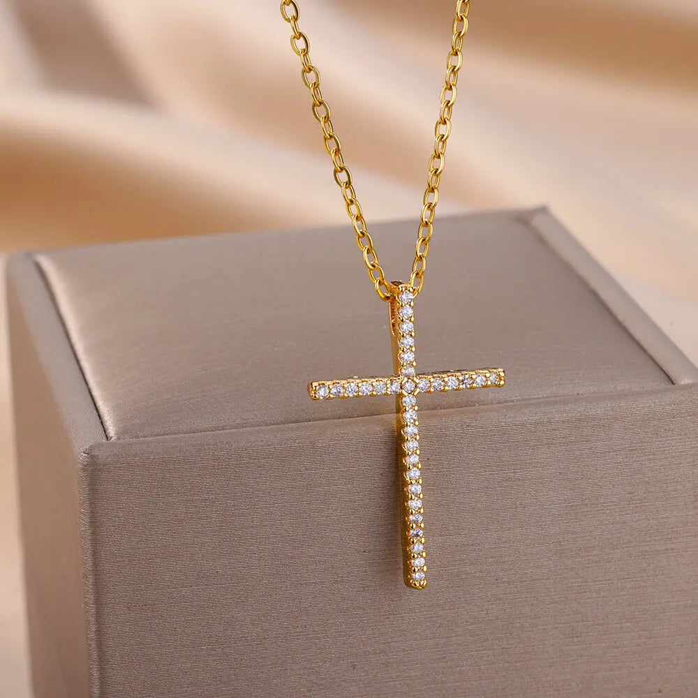 Cross Pendant Necklace for Women – Stainless Steel Collar Design